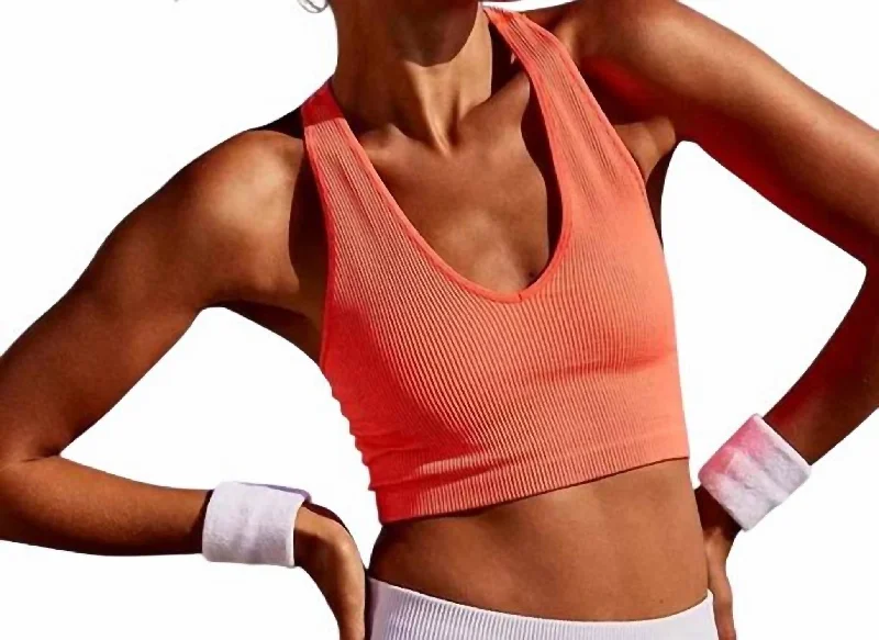 Free Throw Crop Sports Bra In Flamingo