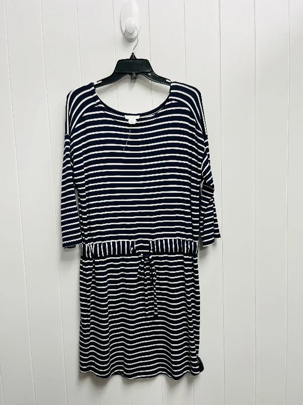 Dress Casual Short By Loft In Navy, Size: M