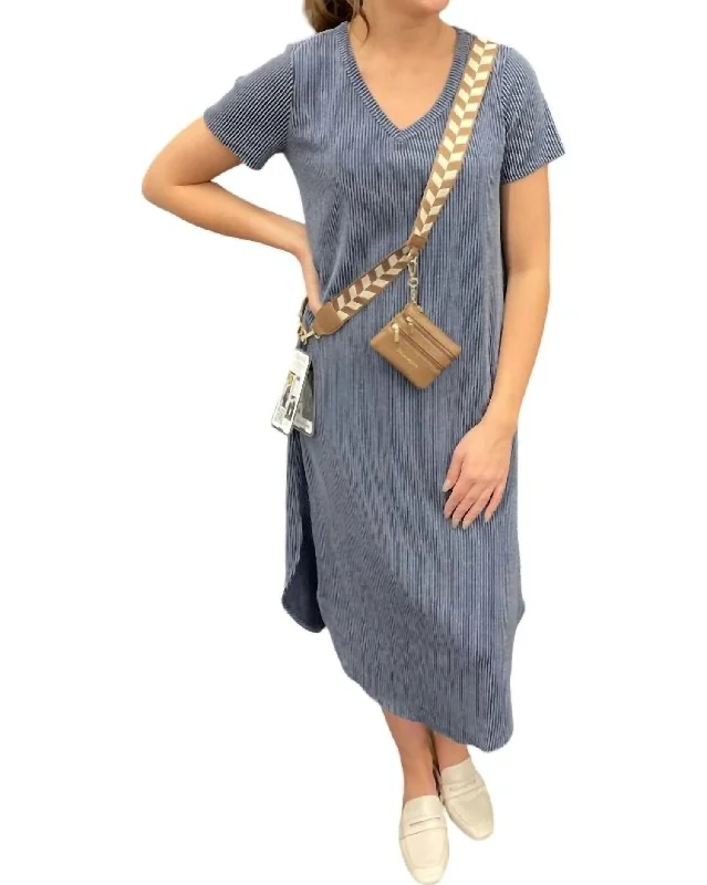 Ribbed V-Neck Maxi Dress In Grey